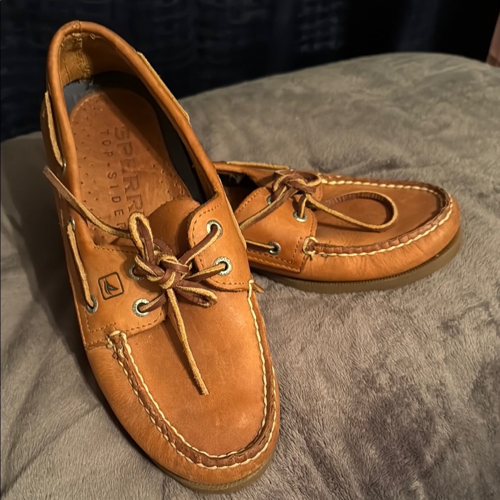 Sperry Men's Tan Leather Boat Shoes